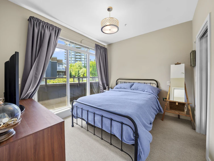 404-20 E Royal Avenue, New Westminster, BC, V3L 0G9 - 23