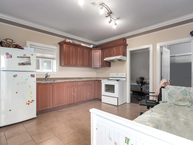 8363 Victoria Drive, Vancouver, BC, V5P 4A8 - 14