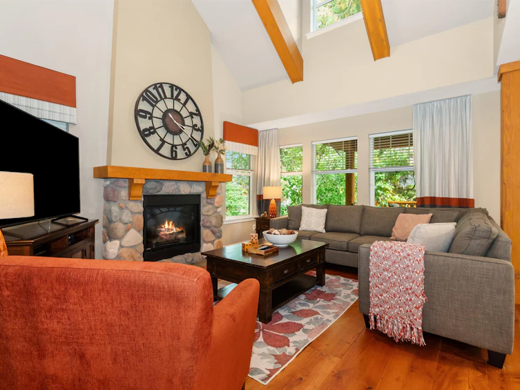 1820 Ravenwood Trail, Cultus Lake, BC, V2R 0E1 - 2