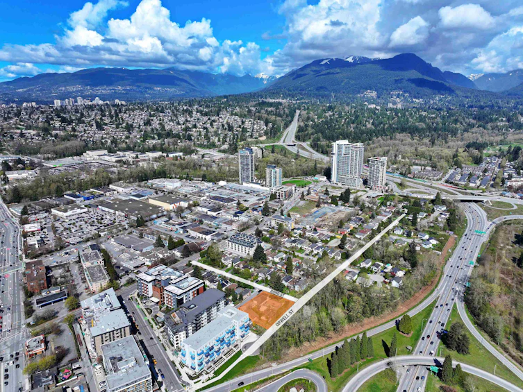 1583 Bond Street, North Vancouver, BC, V7J 1E8 - 3