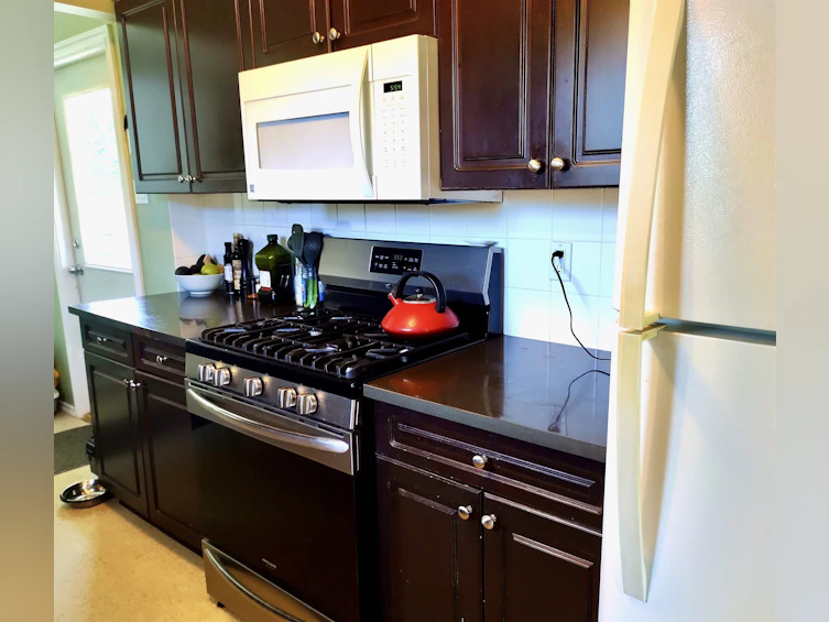 765 Cascade Crescent, Gibsons, BC, V0N 1V9 - 9