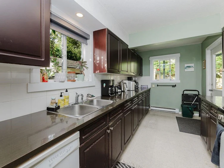 765 Cascade Crescent, Gibsons, BC, V0N 1V9 - 10