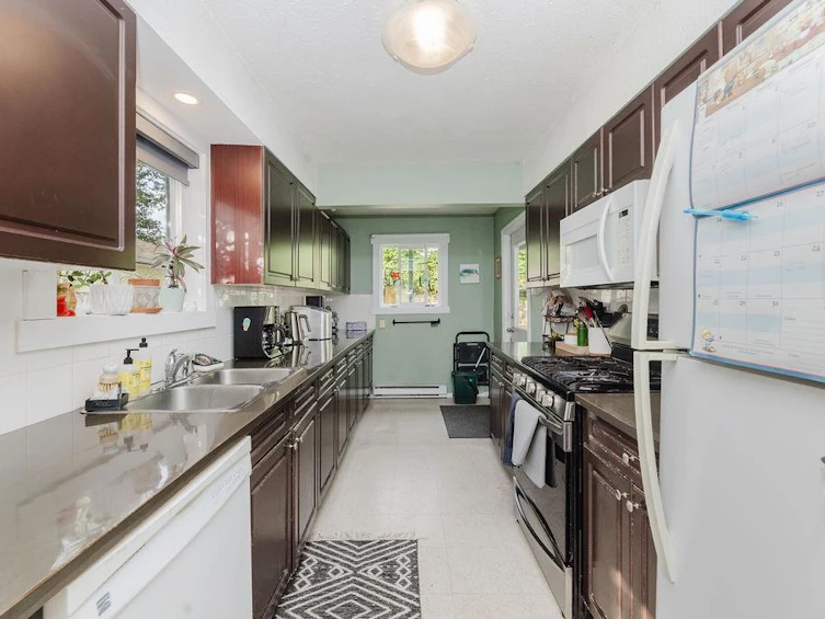 765 Cascade Crescent, Gibsons, BC, V0N 1V9 - 7