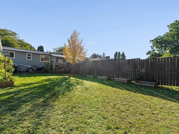 9395 Carleton Street, Chilliwack, BC, V2P 6E1 - 21