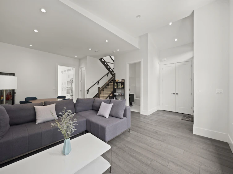 7697 Ulster Street, Burnaby, BC, V5E 2G1 - 11