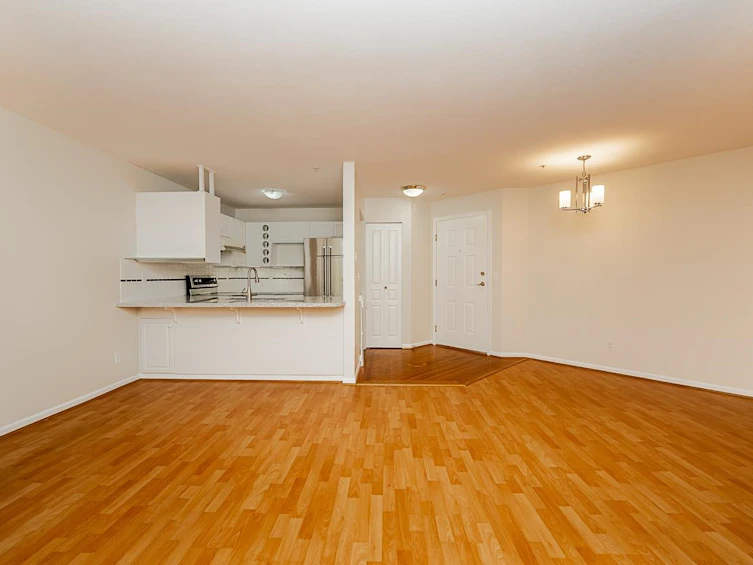 217-7139 18th Avenue, Burnaby, BC, V3N 4Z3 - 19