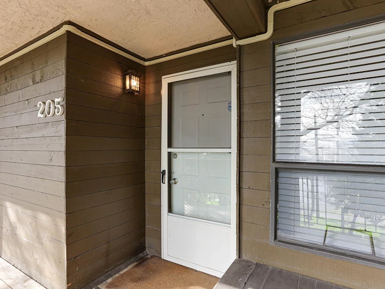 205-7831 No. 1 Road, Richmond, BC, V7C 1T7 - 16