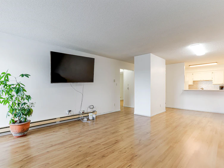 205-7831 No. 1 Road, Richmond, BC, V7C 1T7 - 4