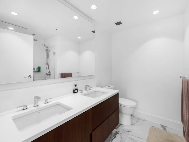 606-1632 Lions Gate Lane, North Vancouver, BC, V7P 0E2 - 10