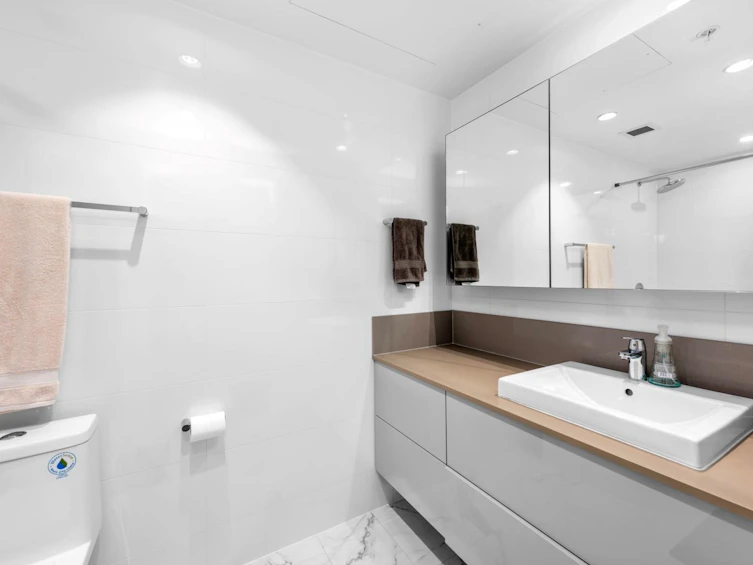 606-1632 Lions Gate Lane, North Vancouver, BC, V7P 0E2 - 11