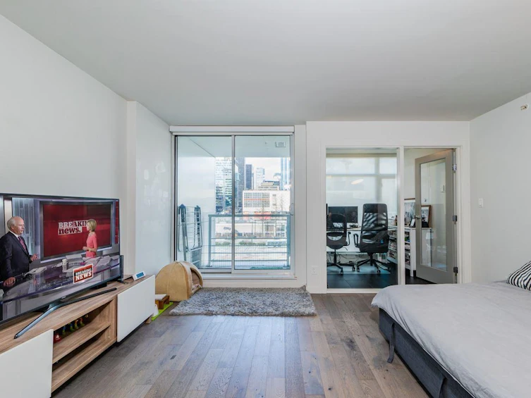 811-161 W Georgia Street, Vancouver, BC, V6B 0K9 - 5