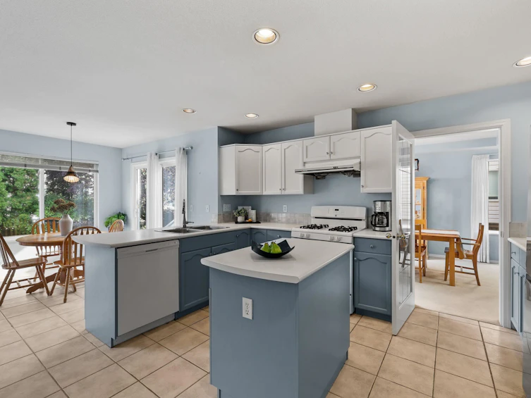 5551 Rowling Place, Richmond, BC, V6V 2T4 - 10