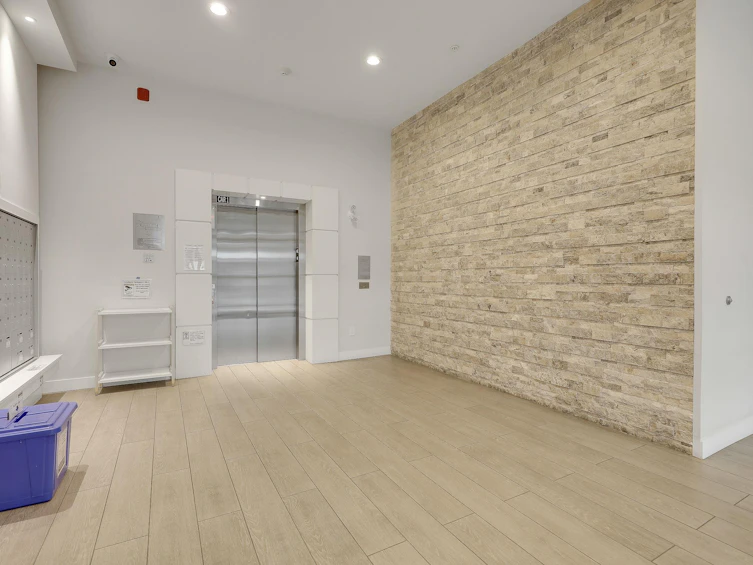 208-18811 72 Avenue, Surrey, BC, V4N 6W7 - 5