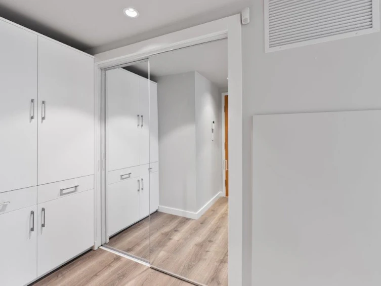2005-8 Smithe Mews, Vancouver, BC, V6B 0A5 - 13