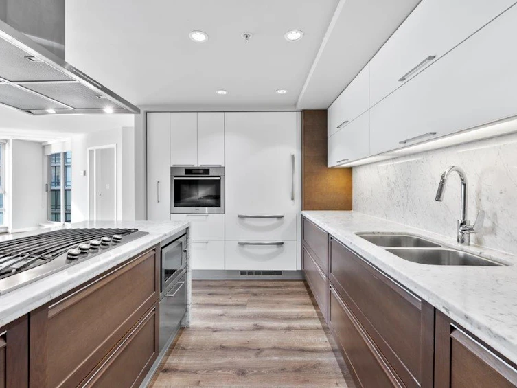 2005-8 Smithe Mews, Vancouver, BC, V6B 0A5 - 5