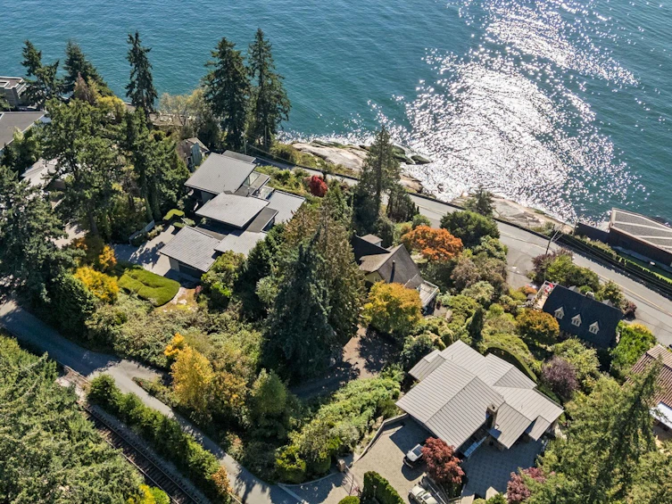 3721 Sunset Lane, West Vancouver, BC, V7V 1N3 - 19