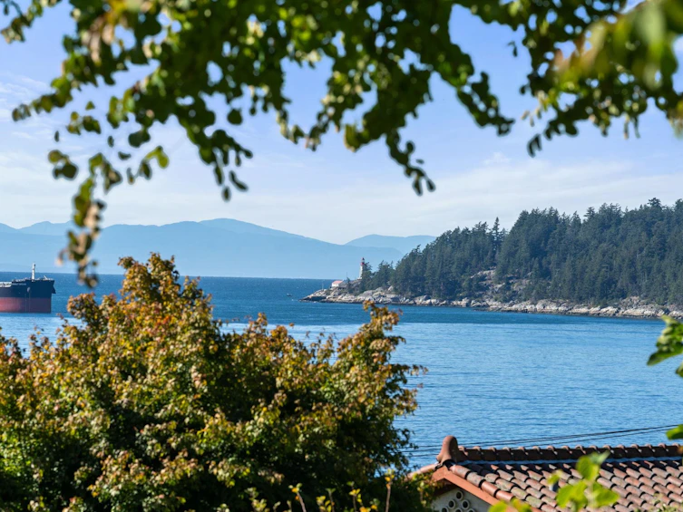3721 Sunset Lane, West Vancouver, BC, V7V 1N3 - 17