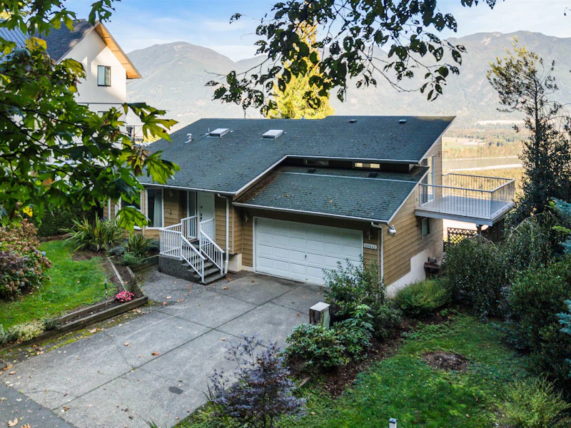 43445 Alameda Drive, Chilliwack BC V2R 0J9