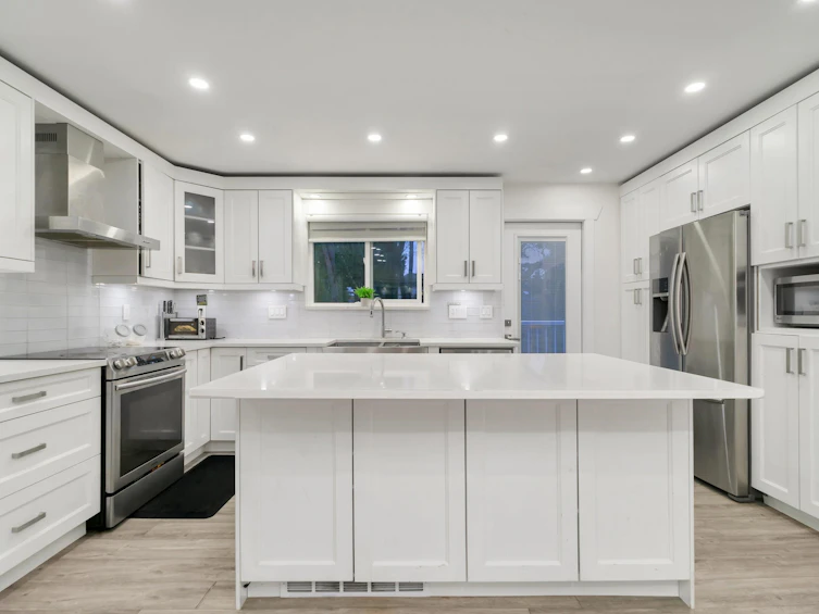 7813 140 Street, Surrey, BC, V3W 5K1 - 4