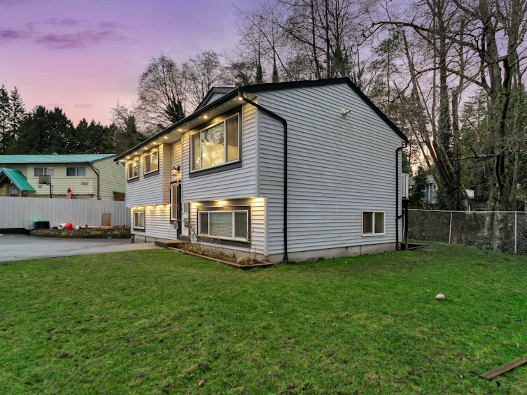 7813 140 Street, Surrey, BC, V3W 5K1 - 20