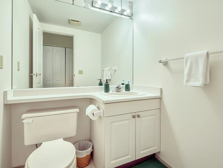 204-7540 Minoru Boulevard, Richmond, BC, V6Y 1Z5 - 31