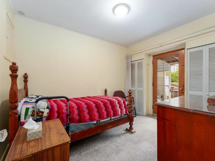 334 Arbutus Street, New Westminster, BC, V3L 2J7 - 12