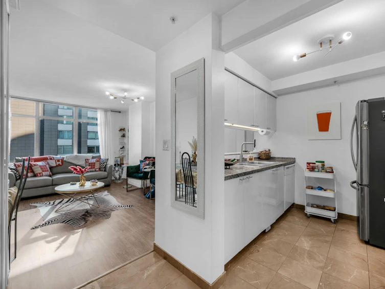 1704-1288 Alberni Street, Vancouver, BC, V6E 4N5 - 2