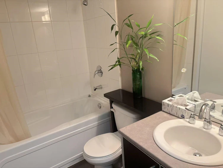 610-13688 100 Avenue, Surrey, BC, V3T 0G5 - 5