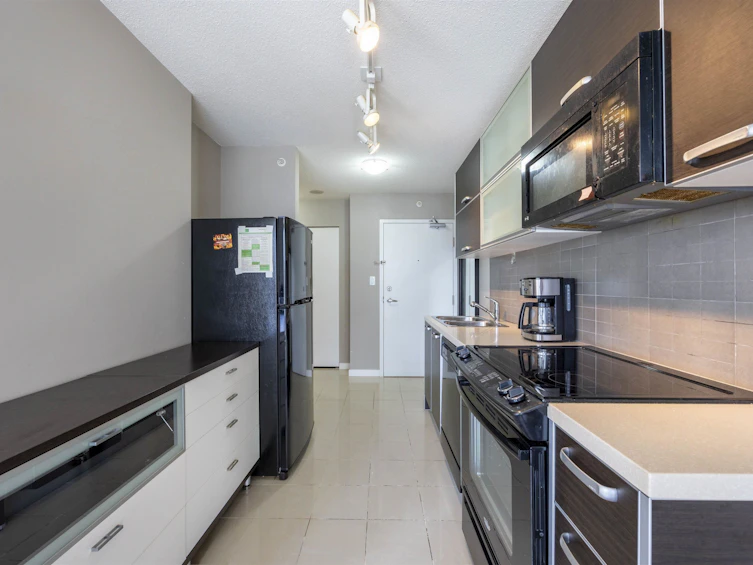 610-13688 100 Avenue, Surrey, BC, V3T 0G5 - 7