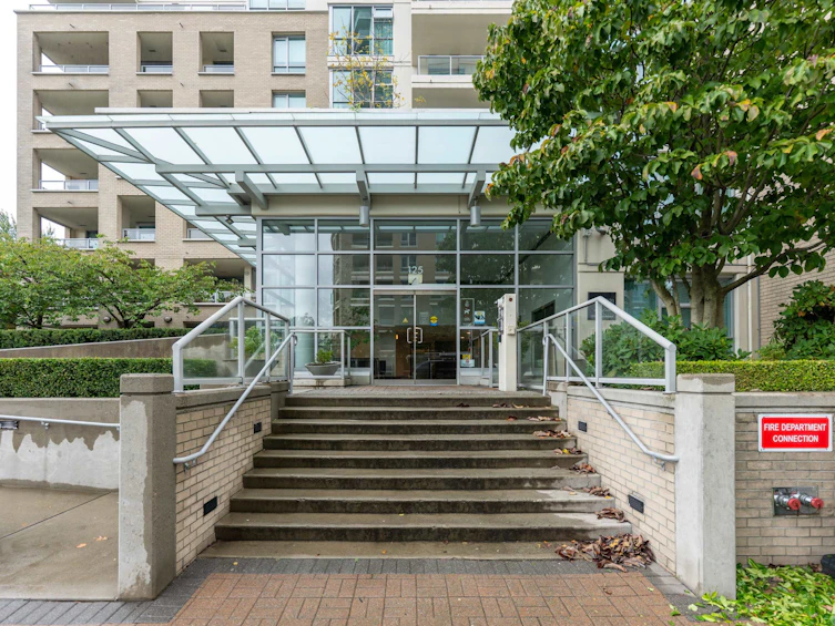 503-125 Milross Avenue, Vancouver, BC, V6A 0A1 - 2