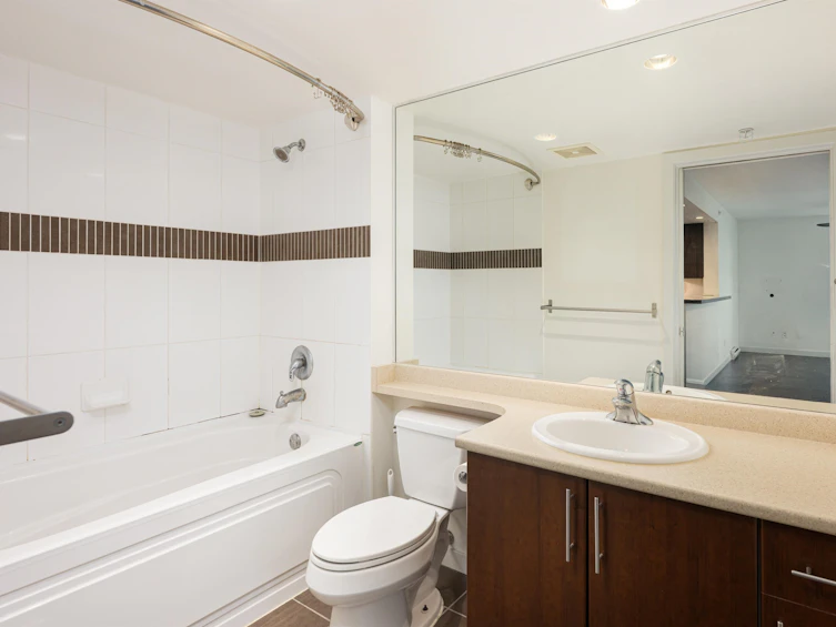 503-125 Milross Avenue, Vancouver, BC, V6A 0A1 - 17