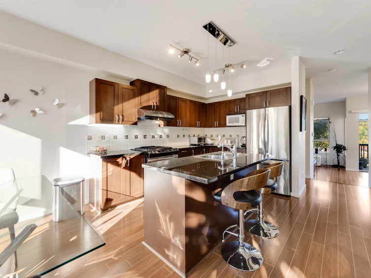160-3105 Dayanee Springs Boulevard, Coquitlam, BC, V3E 0C2 - 5
