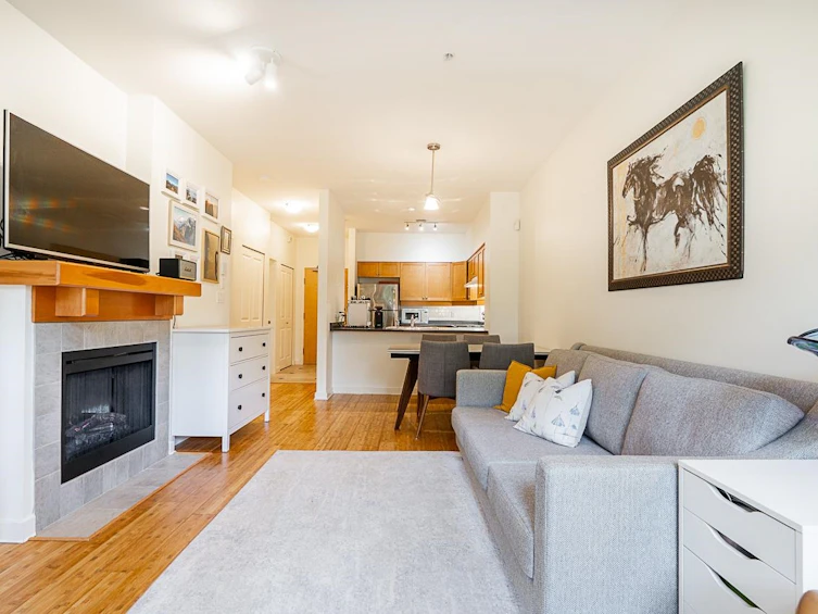 113-808 Sangster Place, New Westminster, BC, V3L 5W3 - 2