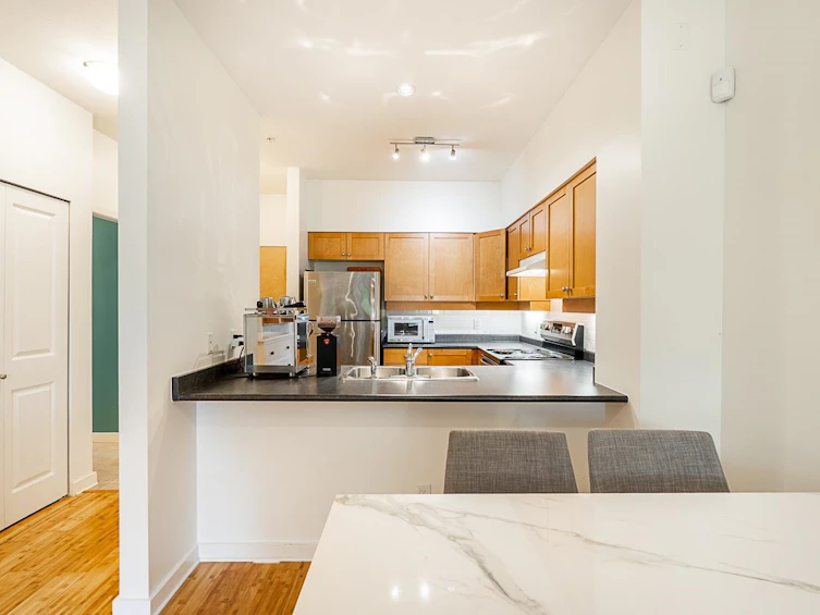 113-808 Sangster Place, New Westminster, BC, V3L 5W3 - 8