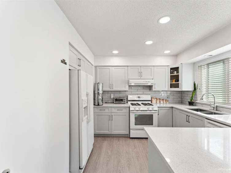13248 82 Avenue, Surrey, BC, V3W 8Z4 - 12