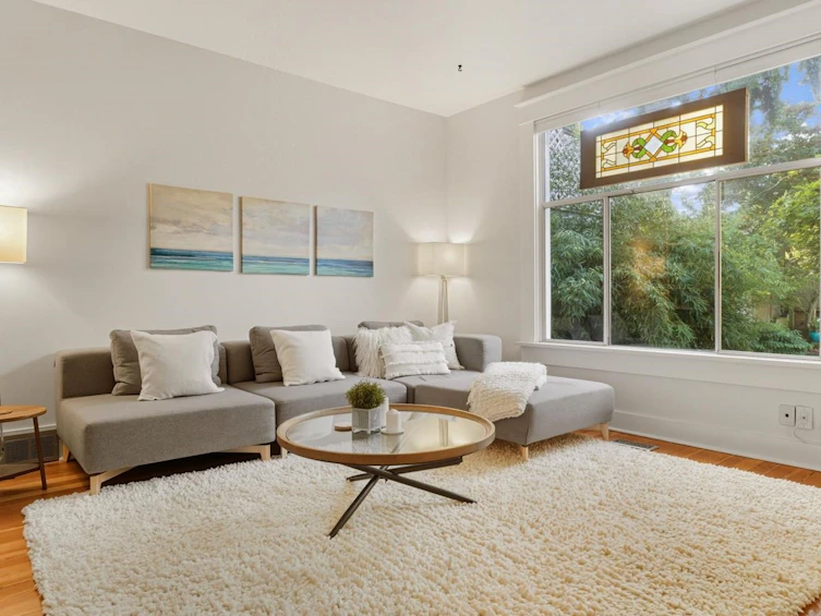 3415 Prince Edward Street, Vancouver, BC, V5V 3X7 - 4