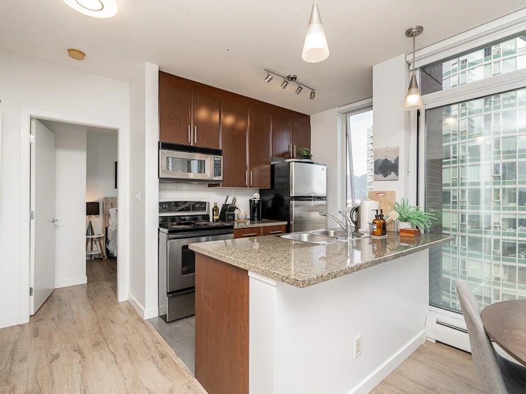 1709-688 Abbott Street, Vancouver, BC, V6B 0B9 - 10