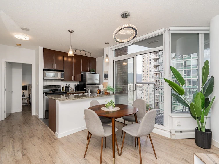 1709-688 Abbott Street, Vancouver, BC, V6B 0B9 - 9