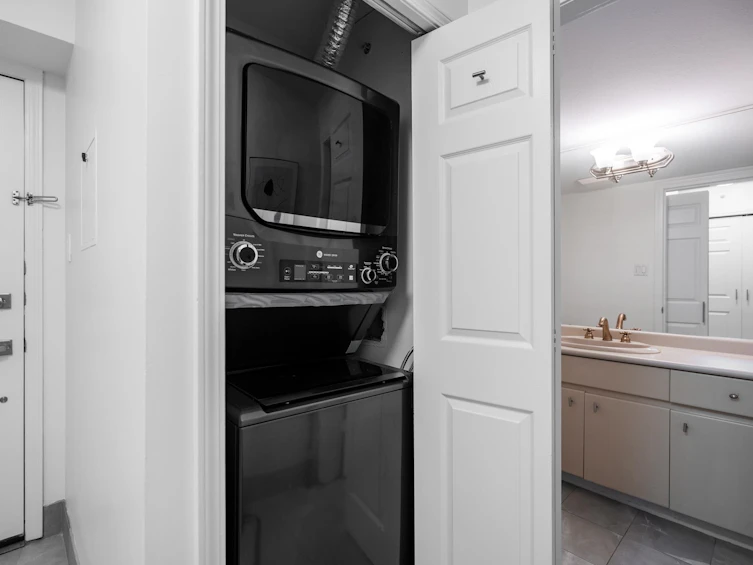 301-1159 Main Street, Vancouver, BC, V6A 4B6 - 31