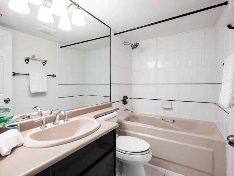 301-1159 Main Street, Vancouver, BC, V6A 4B6 - 27