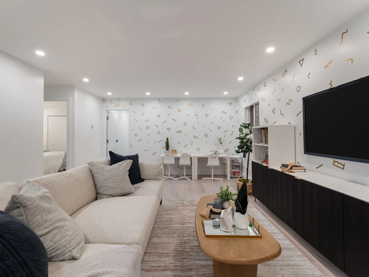 4578 Windsor Street, Vancouver, BC, V5V 4P7 - 18