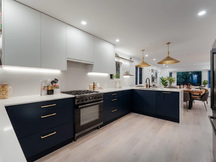 4578 Windsor Street, Vancouver, BC, V5V 4P7 - 9
