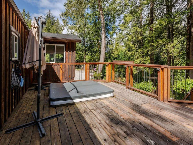 5751 Tillicum Bay Road, Sechelt, BC, V7Z 0C7 - 21