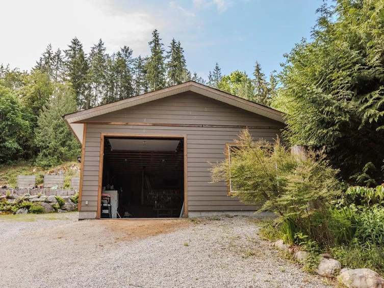 5751 Tillicum Bay Road, Sechelt, BC, V7Z 0C7 - 29