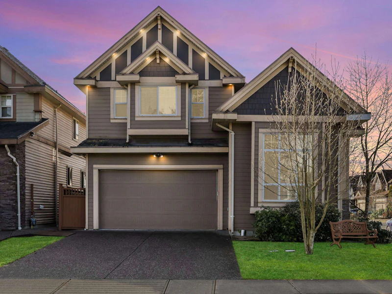 7326 199th Street, Langley BC V2Y 1R9