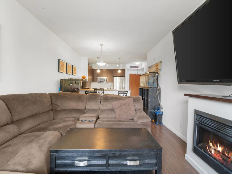 201-290 Francis Way, New Westminster, BC, V3L 0C4 - 2
