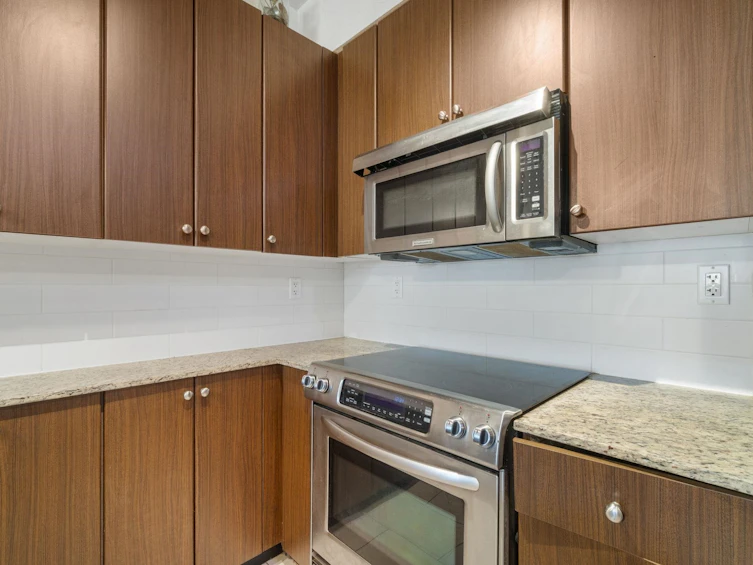 201-290 Francis Way, New Westminster, BC, V3L 0C4 - 9
