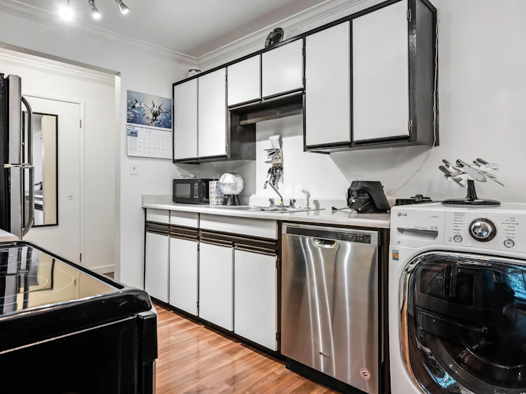 202-2567 Victoria Street, Abbotsford, BC, V2T 2T4 - 7