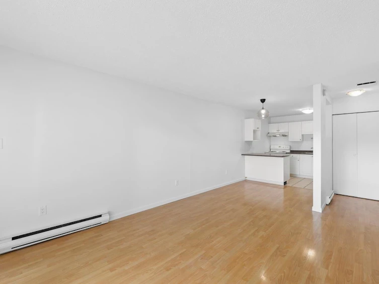 215-808 8th Avenue, Vancouver, BC, V5T 1T5 - 7