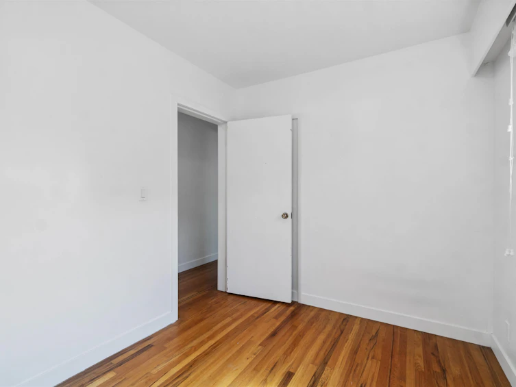 1825 Skeena Street, Vancouver, BC, V5M 3Y2 - 16